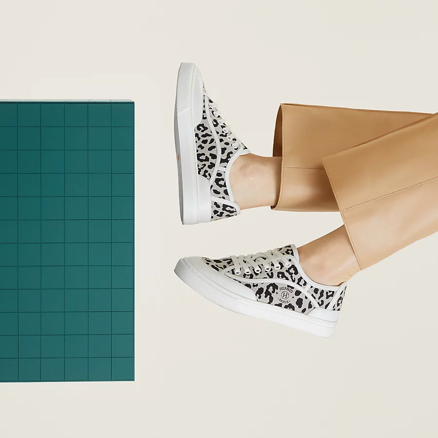 Get sneaker - Image 2